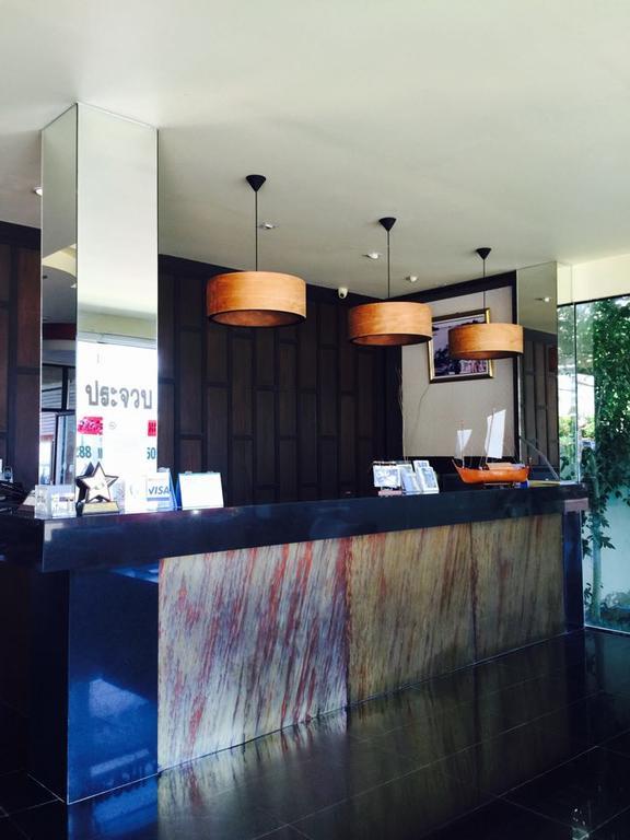 Prachuap Beach Hotel Prachuap Khiri Khan Dış mekan fotoğraf